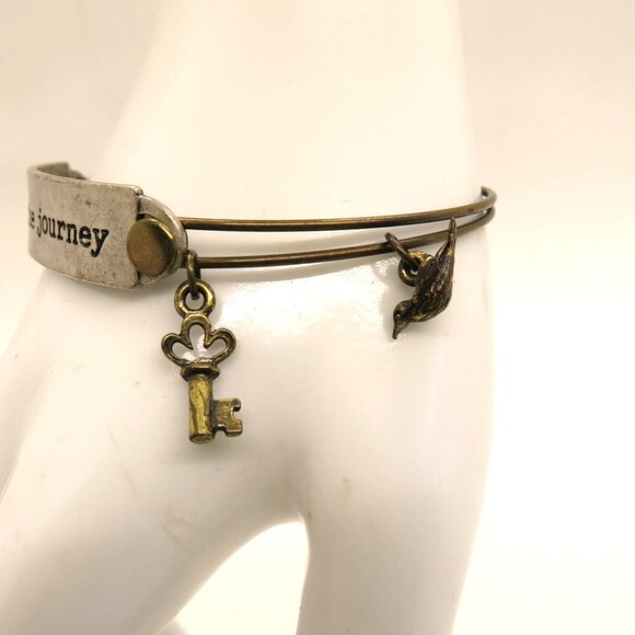 Sweet Romance Adjustable Metal Bracelet Charms Enjoy The Journey Inscription - Picture 2 of 10